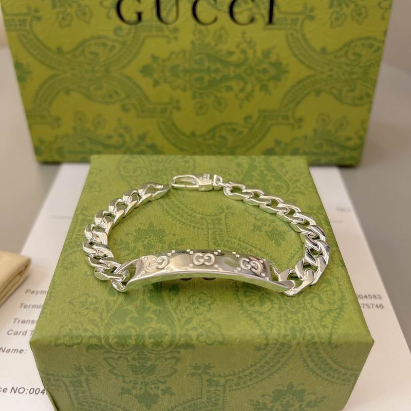 Gucci Bracelet 06yxs47
